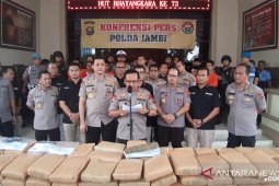 Polda Jambi bongkar sindikat pengiriman seperempat ton ganja dan sekilo sabu