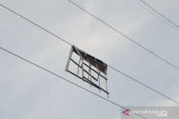 PLN pulihkan gangguan jaringan akibat puting beliung