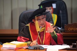 Kapolri Dewan Penguji Promosi Doktor Ilmu Komunikasi Boy Rafli Amar