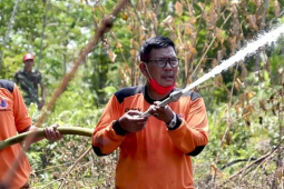 Bupati Citra pantau titik hotspot di Simpang Hilir