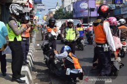 Mobil parkir sembarangan di Sukabumi bakal disanksi kempes dan gembok ban