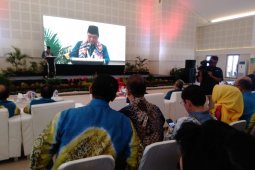 Gubernur : Lomba debat tingkatkan kualitas SDM