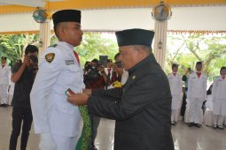 Bupati Langkat pasang 58 kendit pasukan pengibar bendera