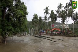 Jembatan Laru - Panjaringan dibangun tahun 2020