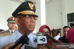 Gubernur ancam segel perkebunan yang lahan konsesinya terbakar
