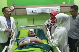 Gubernur jenguk anggota Polsek korban penyerangan