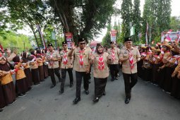 Ribuan tunas muda sambut  Kak Sahbirin dan Kak  Raudatul Jannah
