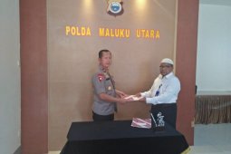 Polda Malut - LPP RRI Ternate laksanakan siaran Halo Polisi