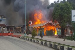 Pendemo di Fakfak bakar pasar,  Wagub Papua Barat menyatakan keprihatinannya