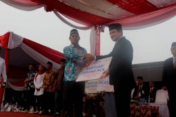 Pembangunan fasilitas MCK menjadi bagian perhatian BUMN
