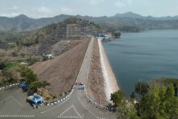 Jasa Tirta kurangi pasokan air PLTA Niyama