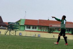 Bejo siap menimba ilmu dari Alfred Riedl