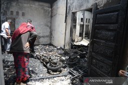 Rumah kos mahasiswa terbakar