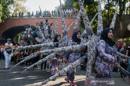 Kirab Budaya Kariaan Agustusan