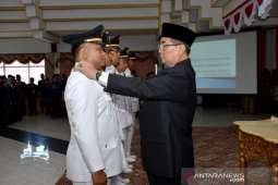 Bupati HSS lantik dan ambil sumpah jabatan tujuh camat
