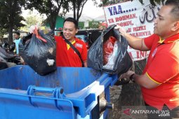 'Bersihin Indonesia' dukungan Alfamart tentang  larangan penggunaan kantong plastik di Bogor