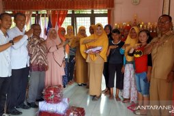 Kubu Raya kembali salurgan Bosda seragam gratis