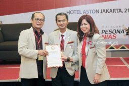 Marinus Gea secara aklamasi terpilih sebagai Ketua HIMNI