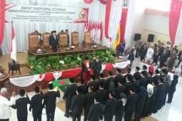 35 anggota DPRD dilantik, PDIP pimpin parlemen Kotabaru