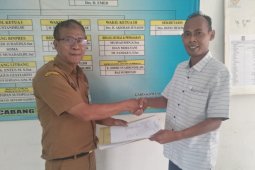 Mustandri dan Sirojudin masukan berkas pencalonan Ketua KONI Pandeglang