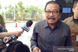 Mantan Gubernur Jawa Timur Soekarwo diperiksa KPK