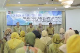 Guru SD dan SMP di Kota Bogor belajar pengelolaan keuangan