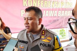 Istri bunuh suami awalnya berencana membakar  rumah