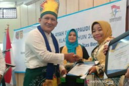 Anisah dapat penghargaan pembina PAUD terbaik se Kalsel