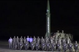 Pakistan latihan peluncuran rudal di tengah ketegangan dengan India