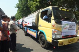 ACT Jember distribusikan air bersih di daerah kekeringan Tapal Kuda