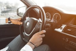 Tips mendapatkan posisi yang nyaman pada saat berkendara