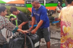 ACT terus gelontorkan air bersih untuk warga Gresik