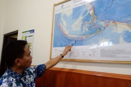 295 earthquakes rocked East Nusa Tenggara in April