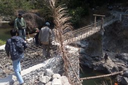 Tahun 2019, Pemprov Jabar akan bangun 23 jembatan gantung desa
