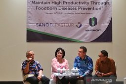 Pakar: penularan tifus-hepatitis A paling rentan lewat penjaja makanan