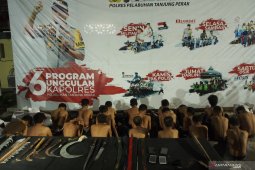 Tawuran antargeng anak digagalkan, puluhan senjata tajam disita