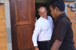 Warga Belanda diadili karena miliki kerajinan satwa dilindungi