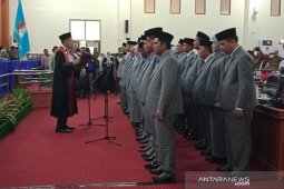 25 anggota DPRK Nagan Raya resmi dilantik