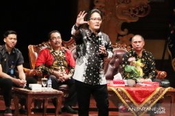 Bupati Badung ajak milenial Hindu pertahankan budaya asli Bali