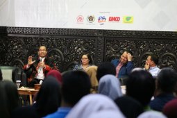 Unair undang pakar diskusikan Pilkada 2020