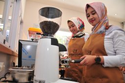 "Diskuupi" bidik pasar anak muda Surabaya