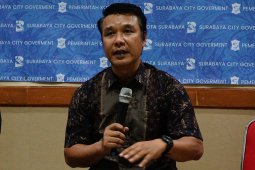 Anak remaja gagal ginjal di Surabaya dapat bantuan kursi roda