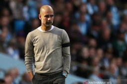 Guardiola tanggapi cuitan  Bernardo atas Mendy