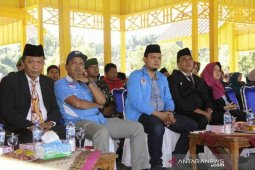 DPRD Madina didesak perjuangkan kembali beasiswa mahasiswa