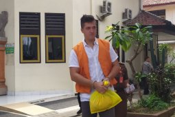 Lulusan arsitek asal Rusia diadili karena Hasis