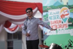 Laode M Syarif minta revisi UU KPK transparan