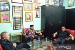 Rivai Nasution daftar balon Bupati Labusel ke PDI-P