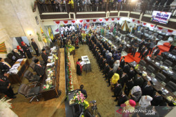 Pelantikkan Anggota DPRD Provinsi Kalsel