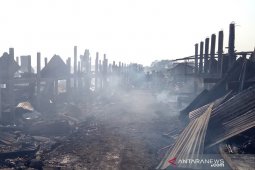 163 kambing terpanggang saat kandangnya terbakar