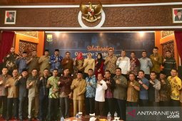 Dewan Provinsi Jambi jalin keakraban dengan eksekutif